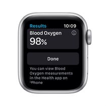 WWRU-Apple_Watch_Nike_Series_6_GPS_40mm_Silver_Aluminum_Pure_Platinum_Black_Nike_Sport_Band_PDP_3